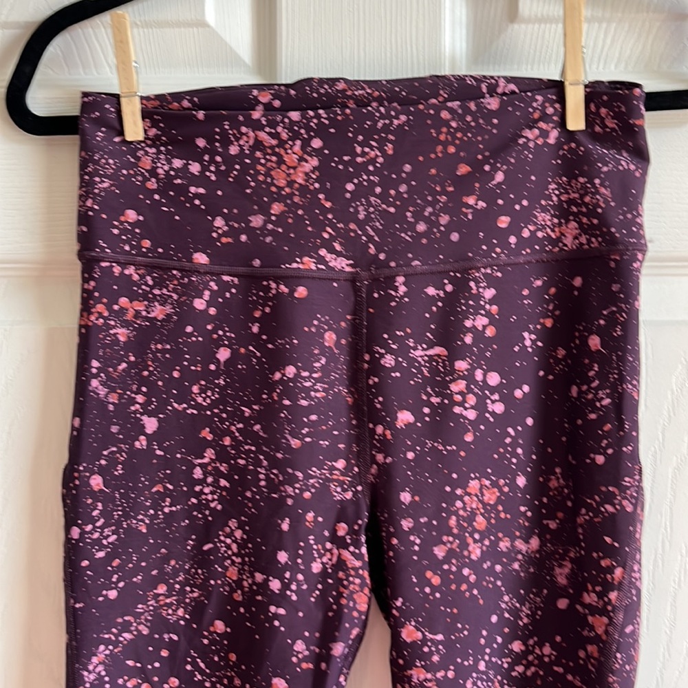 Athleta Ultimate Stash Pocket Splat Capri / SZ S - Picture 2 of 6